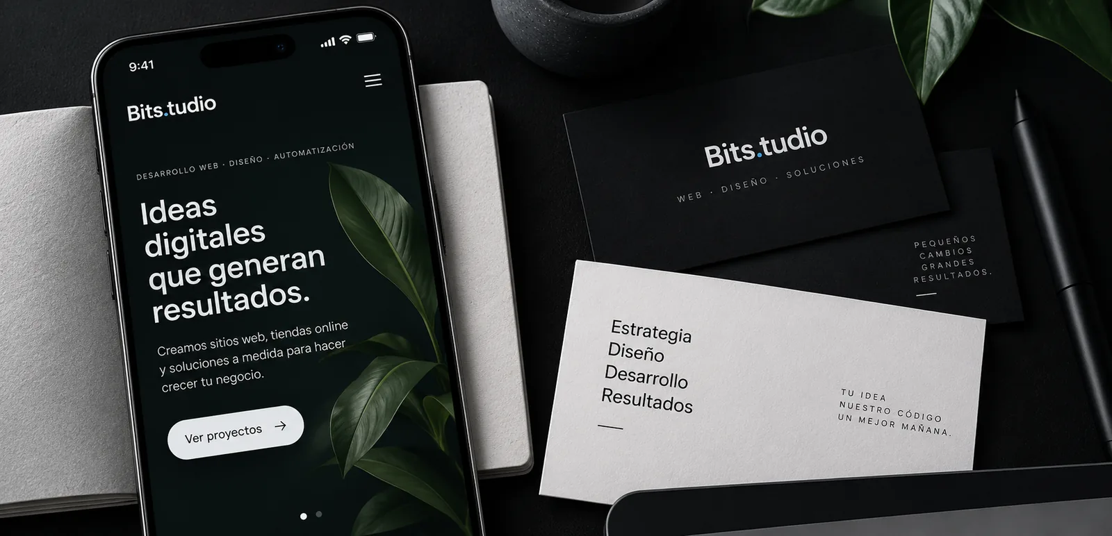 Concepto visual de identidad de marca para Bits.tudio: sitio móvil y papelería